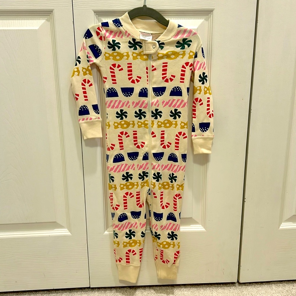 NWT Hanna Andersson Holiday Onesie 2T